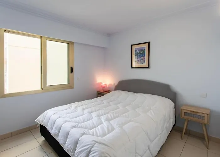 A2 - 1 Bdr Antibes Sea & Port View - Ac, Garage & Terrace